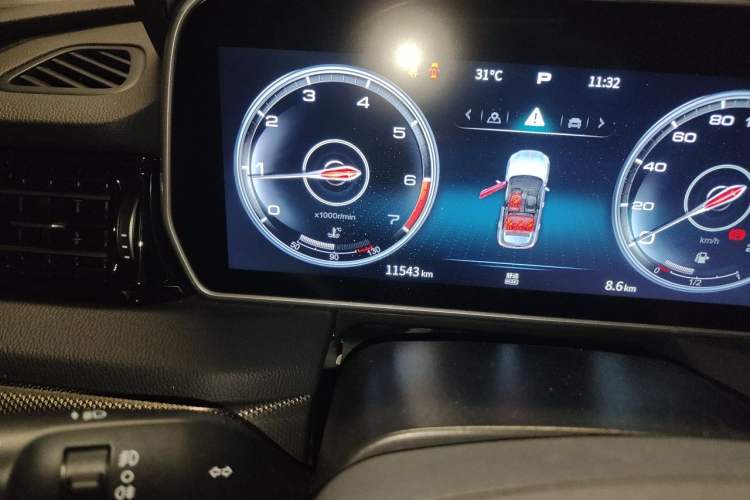Used Hongqi HS5 2022 Revised Version 2.0T Smart Connect Flagship Edition Odometer Close Up