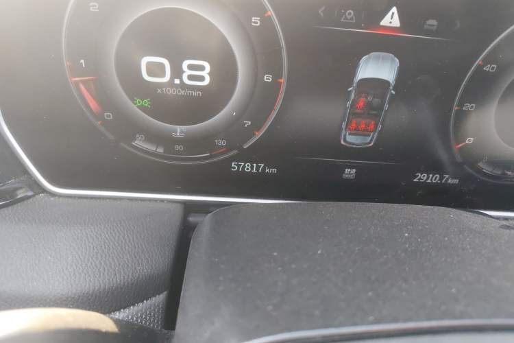 Used Hongqi HS5 2022 Revised Version 2.0T Smart Connect Flagship Edition Odometer Close Up