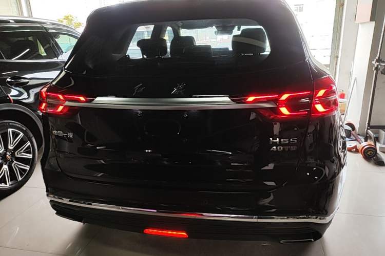 Used Hongqi HS5 2022 Revised Version 2.0T Smart Connect Flagship Edition Rear