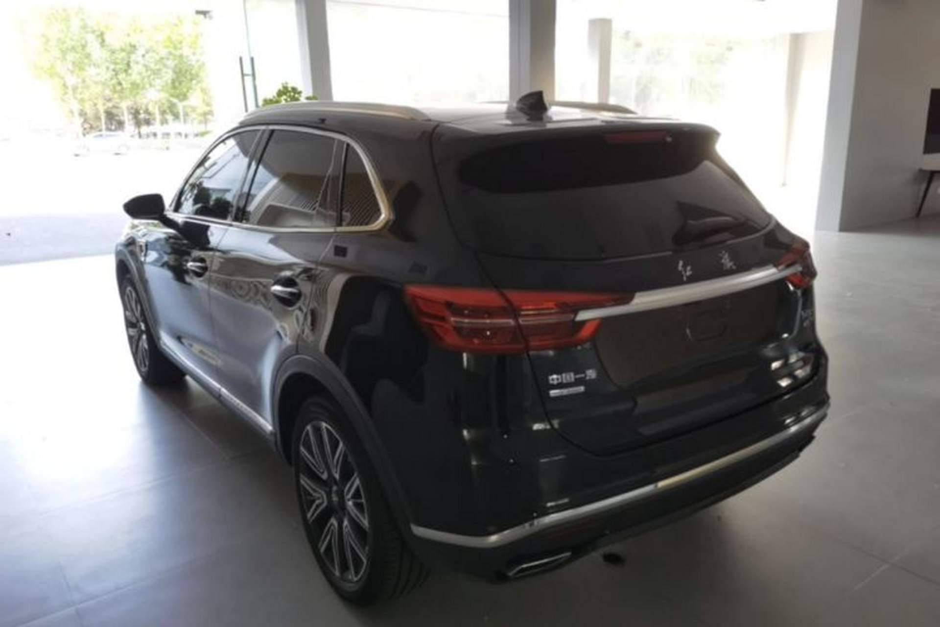 Used Hongqi HS5 2022 Facelifted Version 2.0T Smart Connect Flagship All-Wheel-Drive Edition Rear Left 45 Deg