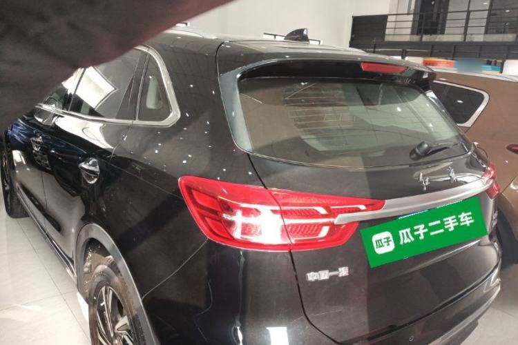 Used Hongqi HS5 2022 Revised Version 2.0T Smart Connect Flagship Edition Rear
