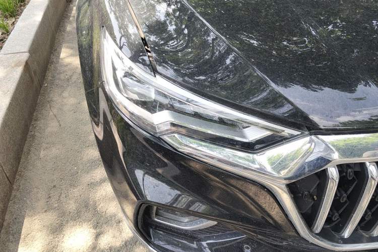 Used Hongqi HS5 2022 Revised Version 2.0T Smart Connect Flagship Edition Right Front Headlight