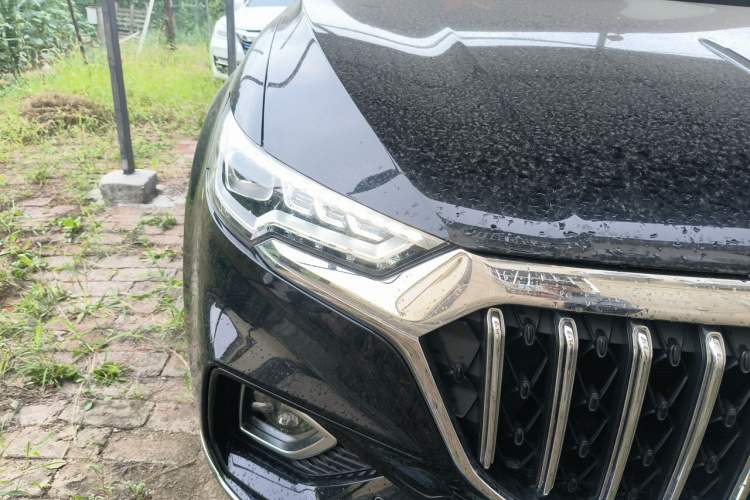 Used Hongqi HS5 2022 Facelifted Version 2.0T Smart Connect Flagship All-Wheel-Drive Edition Right Front Headlight