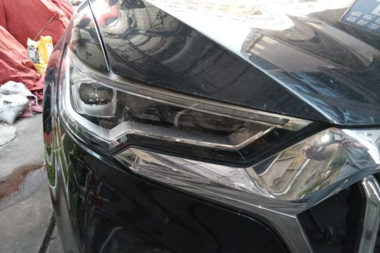 Used Hongqi HS5 2022 Revised Version 2.0T Smart Connect Flagship Edition Right Front Headlight