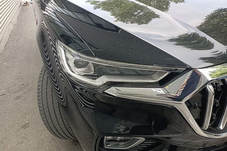 Used Hongqi HS5 2022 2.0T Smart Connect Flagship All-Wheel-Drive Version Right Front Headlight