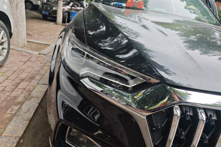 Used Hongqi HS5 2022 Facelifted Version 2.0T Smart Connect Flagship All-Wheel-Drive Edition Right Front Headlight