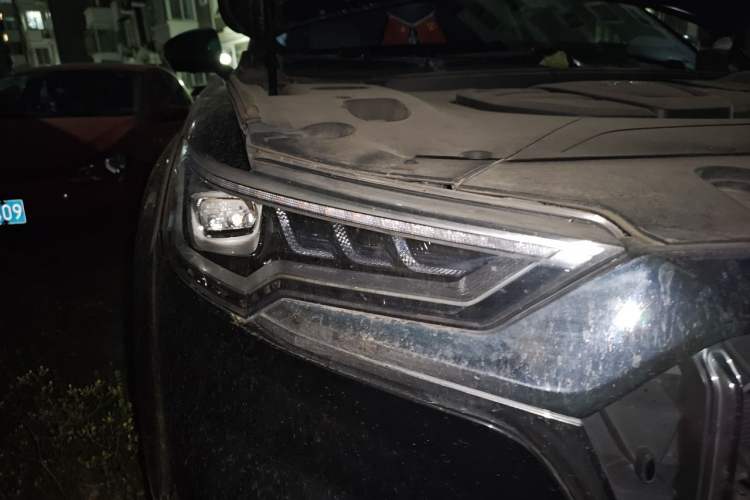 Used Hongqi HS5 2022 Revised Version 2.0T Smart Connect Flagship Edition Right Front Headlight