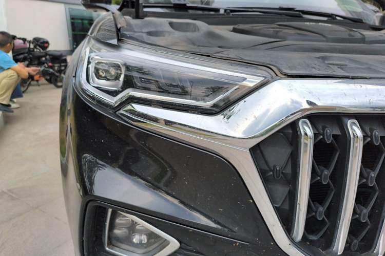 Used Hongqi HS5 2022 Revised Version 2.0T Smart Connect Flagship Edition Right Front Headlight