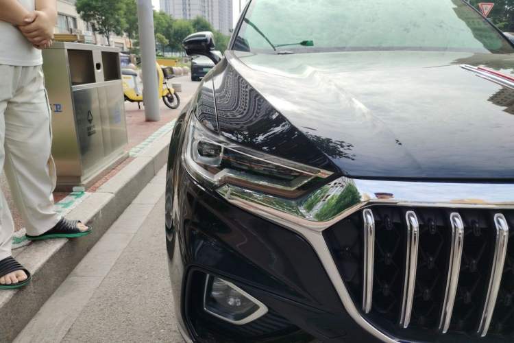 Used Hongqi HS5 2022 Revised Version 2.0T Smart Connect Flagship Edition Right Front Headlight