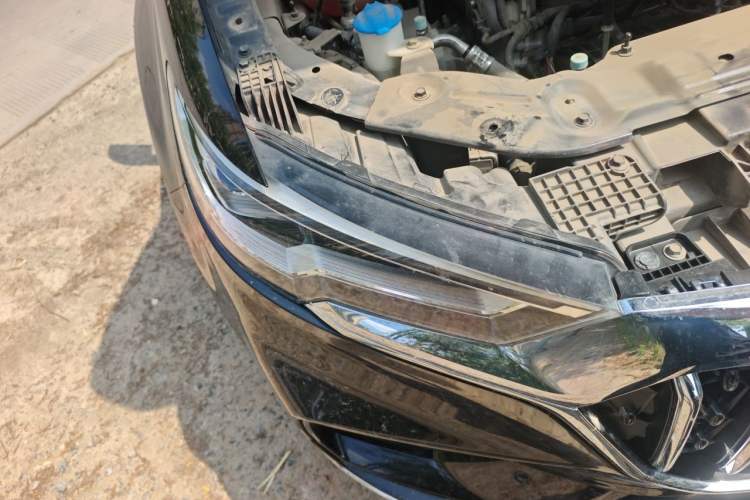 Used Hongqi HS5 2022 Revised Version 2.0T Smart Connect Flagship Edition Right Front Headlight