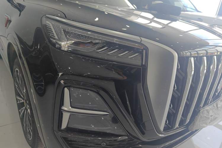 Used Hongqi HS5 2022 2.0T Smart Connect Flagship All-Wheel-Drive Version Right Front Headlight