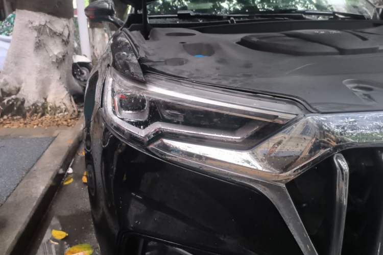 Used Hongqi HS5 2022 Revised Version 2.0T Smart Connect Flagship Edition Right Front Headlight