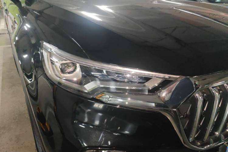 Used Hongqi HS5 2022 Revised Version 2.0T Smart Connect Flagship Edition Right Front Headlight