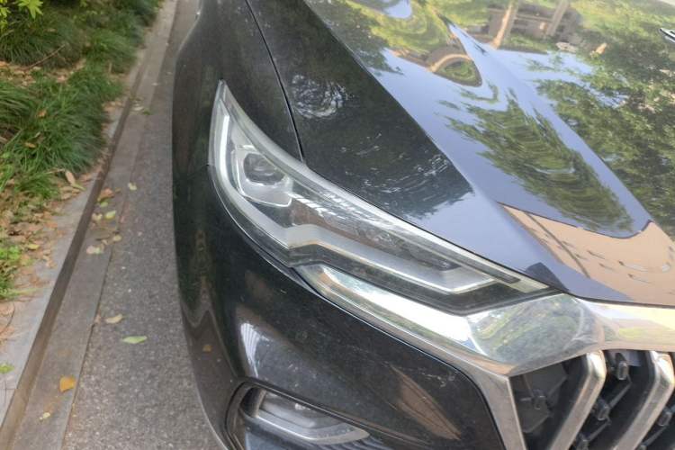 Used Hongqi HS5 2022 Revised Version 2.0T Smart Connect Flagship Edition Right Front Headlight