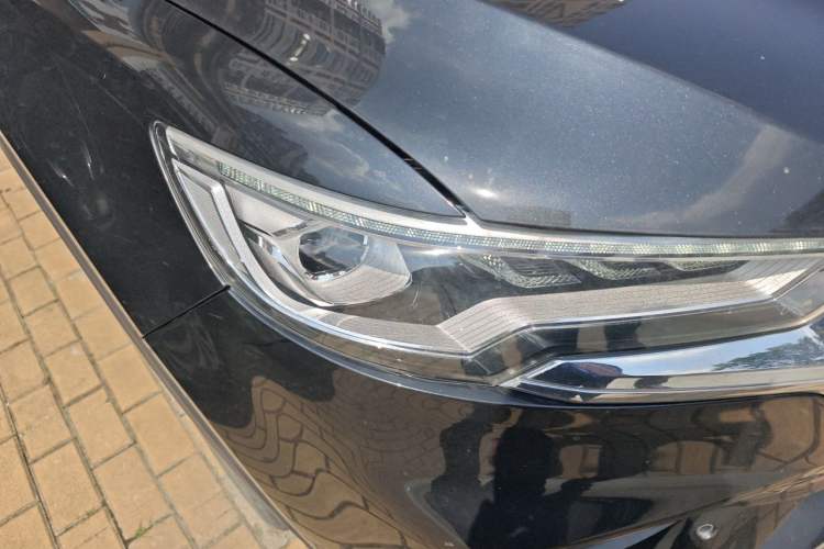 Used Hongqi HS5 2022 Revised Version 2.0T Smart Connect Flagship Edition Right Front Headlight