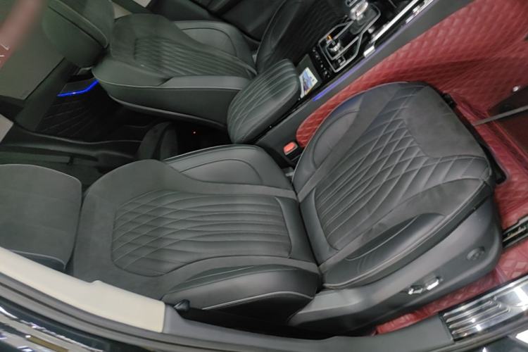 Used Hongqi HS5 2022 Revised Version 2.0T Smart Connect Flagship Edition Right Front Seat