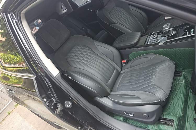 Used Hongqi HS5 2022 Revised Version 2.0T Smart Connect Flagship Edition Right Front Seat