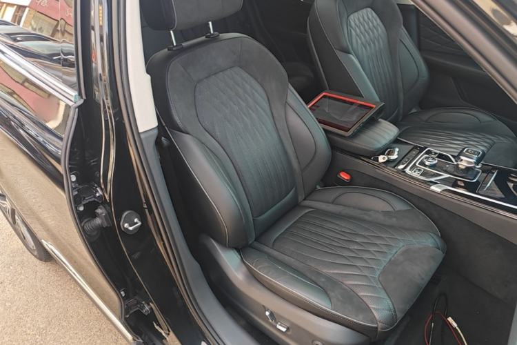 Used Hongqi HS5 2022 Facelifted Version 2.0T Smart Connect Flagship All-Wheel-Drive Edition Right Front Seat