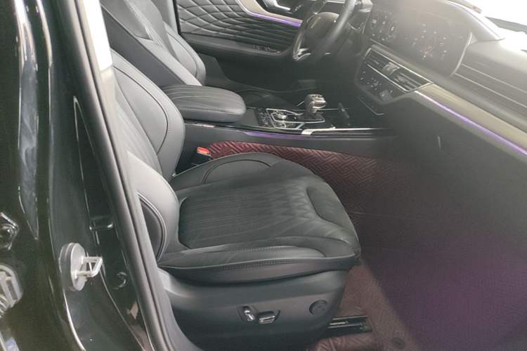 Used Hongqi HS5 2022 Revised Version 2.0T Smart Connect Flagship Edition Right Front Seat