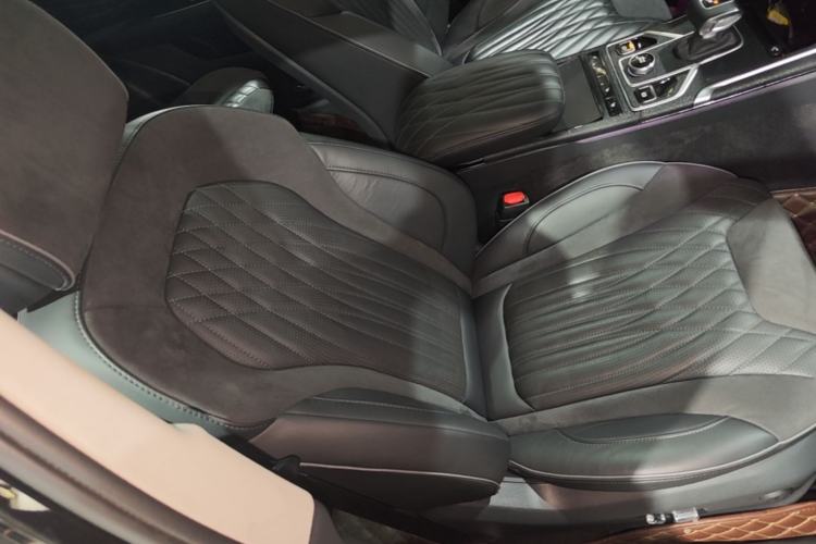 Used Hongqi HS5 2022 Revised Version 2.0T Smart Connect Flagship Edition Right Front Seat