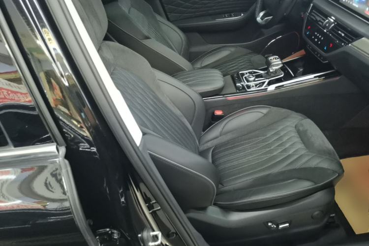 Used Hongqi HS5 2022 Facelifted Version 2.0T Smart Connect Flagship All-Wheel-Drive Edition Right Front Seat