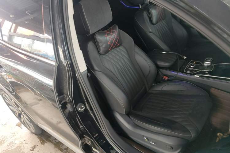 Used Hongqi HS5 2022 Facelifted Version 2.0T Smart Connect Flagship All-Wheel-Drive Edition Right Front Seat