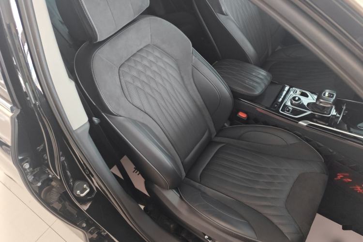 Used Hongqi HS5 2022 2.0T Smart Connect Flagship Enjoyment Purchase Edition Right Front Seat