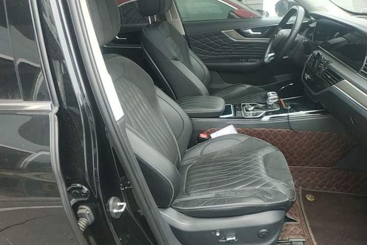 Used Hongqi HS5 2022 Revised Version 2.0T Smart Connect Flagship Edition Right Front Seat