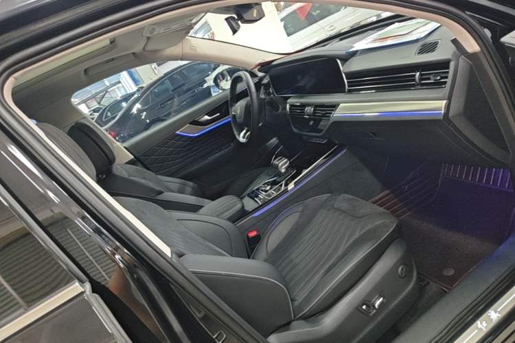 Used Hongqi HS5 2022 2.0T Smart Connect Flagship Edition Right Front Seat