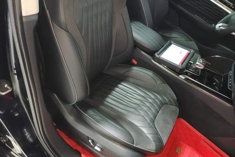 Used Hongqi HS5 2022 Revised Version 2.0T Smart Connect Flagship Edition Right Front Seat