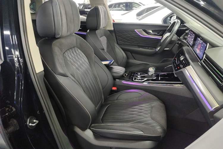 Used Hongqi HS5 2022 Revised Version 2.0T Smart Connect Flagship Edition Right Front Seat