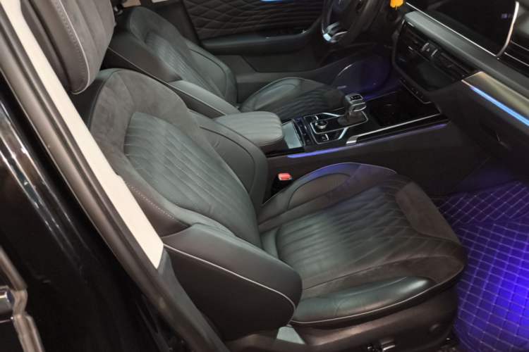 Used Hongqi HS5 2022 Revised Version 2.0T Smart Connect Flagship Edition Right Front Seat