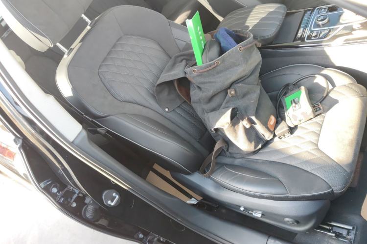 Used Hongqi HS5 2022 Revised Version 2.0T Smart Connect Flagship Edition Right Front Seat