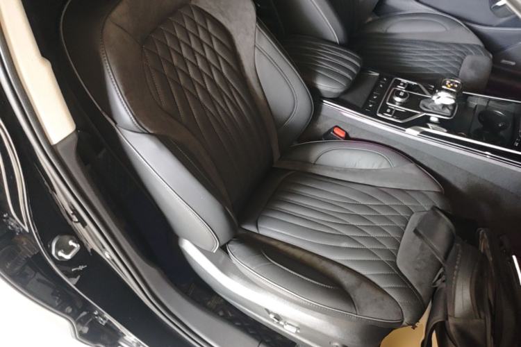 Used Hongqi HS5 2022 Facelifted Version 2.0T Smart Connect Flagship All-Wheel-Drive Edition Right Front Seat