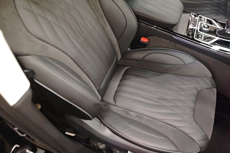 Used Hongqi HS5 2022 Revised Version 2.0T Smart Connect Flagship Edition Right Front Seat