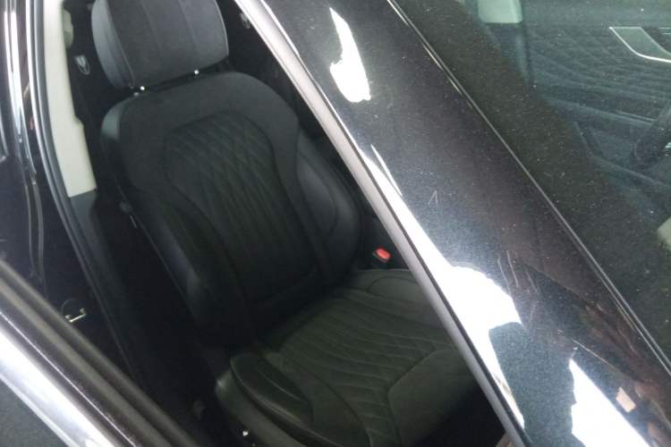Used Hongqi HS5 2022 Revised Version 2.0T Smart Connect Flagship Edition Right Front Seat