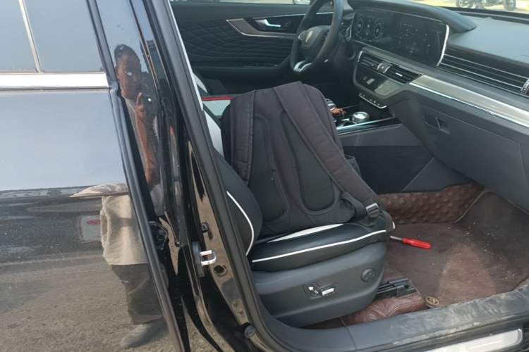 Used Hongqi HS5 2022 Revised Version 2.0T Smart Connect Flagship Edition Right Front Seat