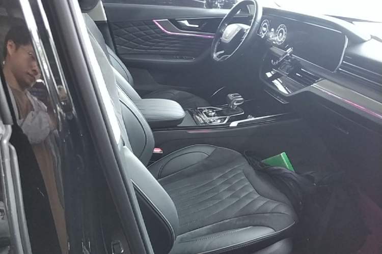 Used Hongqi HS5 2022 Revised Version 2.0T Smart Connect Flagship Edition Right Front Seat