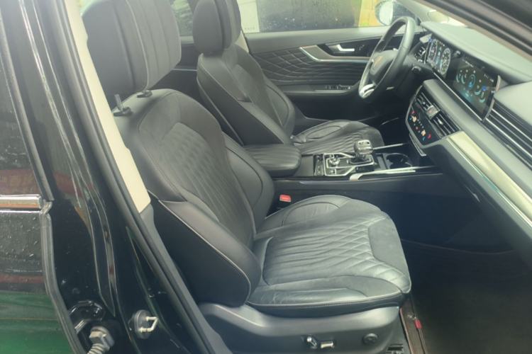 Used Hongqi HS5 2022 Facelifted Version 2.0T Smart Connect Flagship All-Wheel-Drive Edition Right Front Seat
