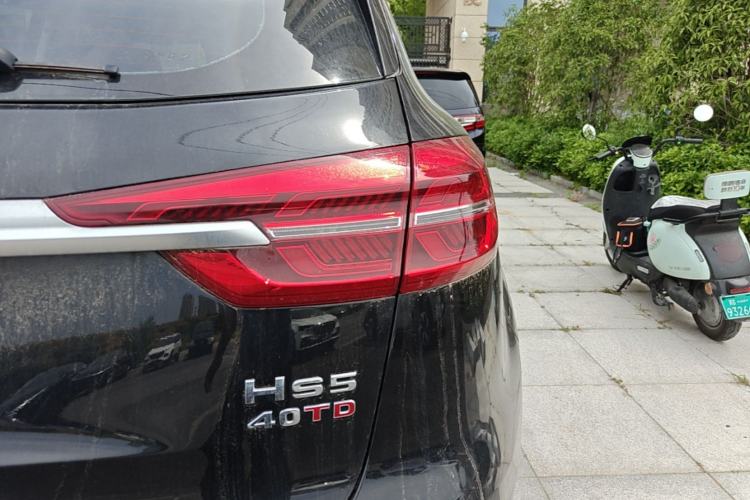 Used Hongqi HS5 2022 2.0T Smart Connect Flagship Edition Right Rear Taillight