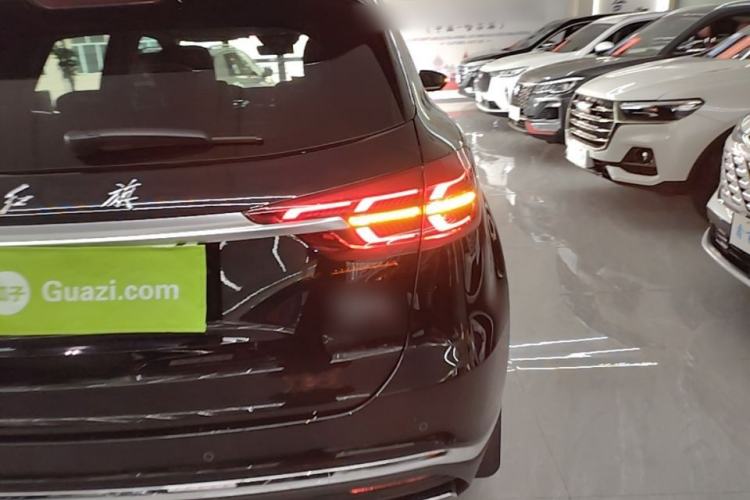 Used Hongqi HS5 2022 Facelifted Version 2.0T Smart Connect Flagship All-Wheel-Drive Edition Right Rear Taillight