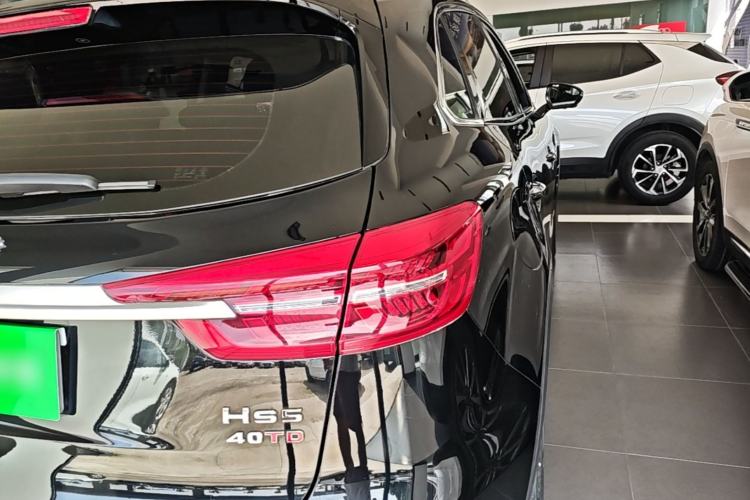 Used Hongqi HS5 2022 Revised Version 2.0T Smart Connect Flagship Edition Right Rear Taillight