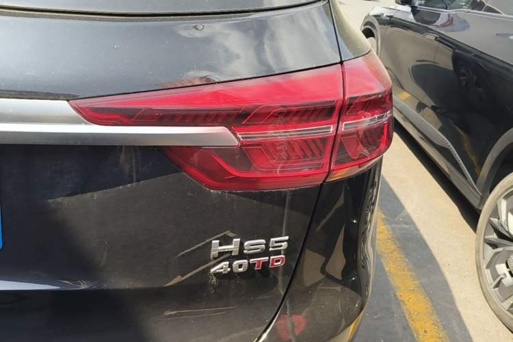 Used Hongqi HS5 2022 2.0T Smart Connect Flagship Edition Right Rear Taillight