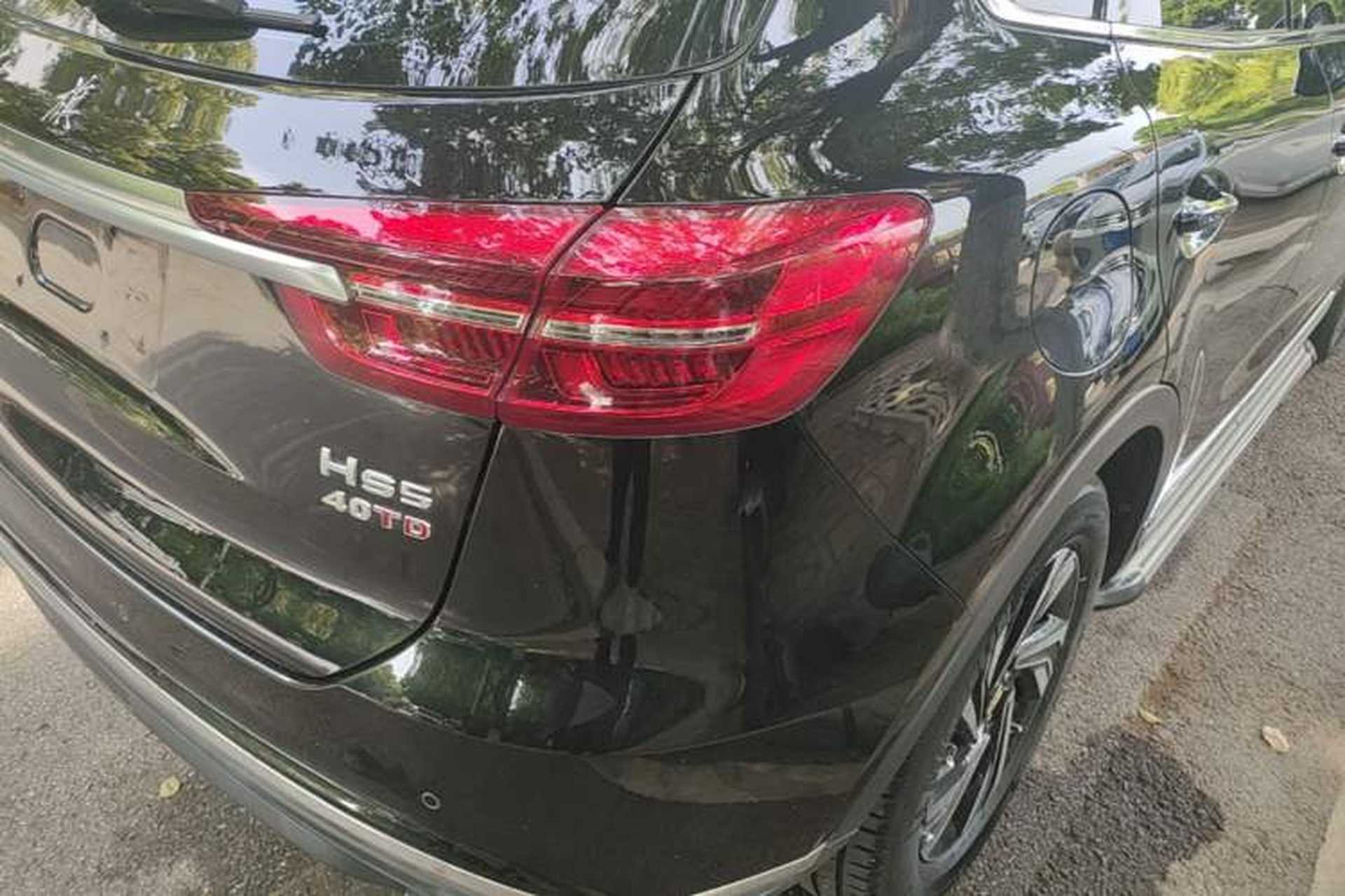 Used Hongqi HS5 2022 Revised Version 2.0T Smart Connect Flagship Edition Right Rear Taillight