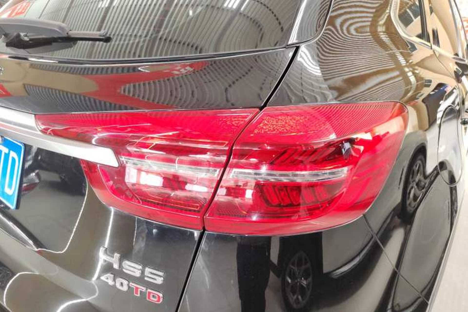 Used Hongqi HS5 2022 Revised Version 2.0T Smart Connect Flagship Edition Right Rear Taillight