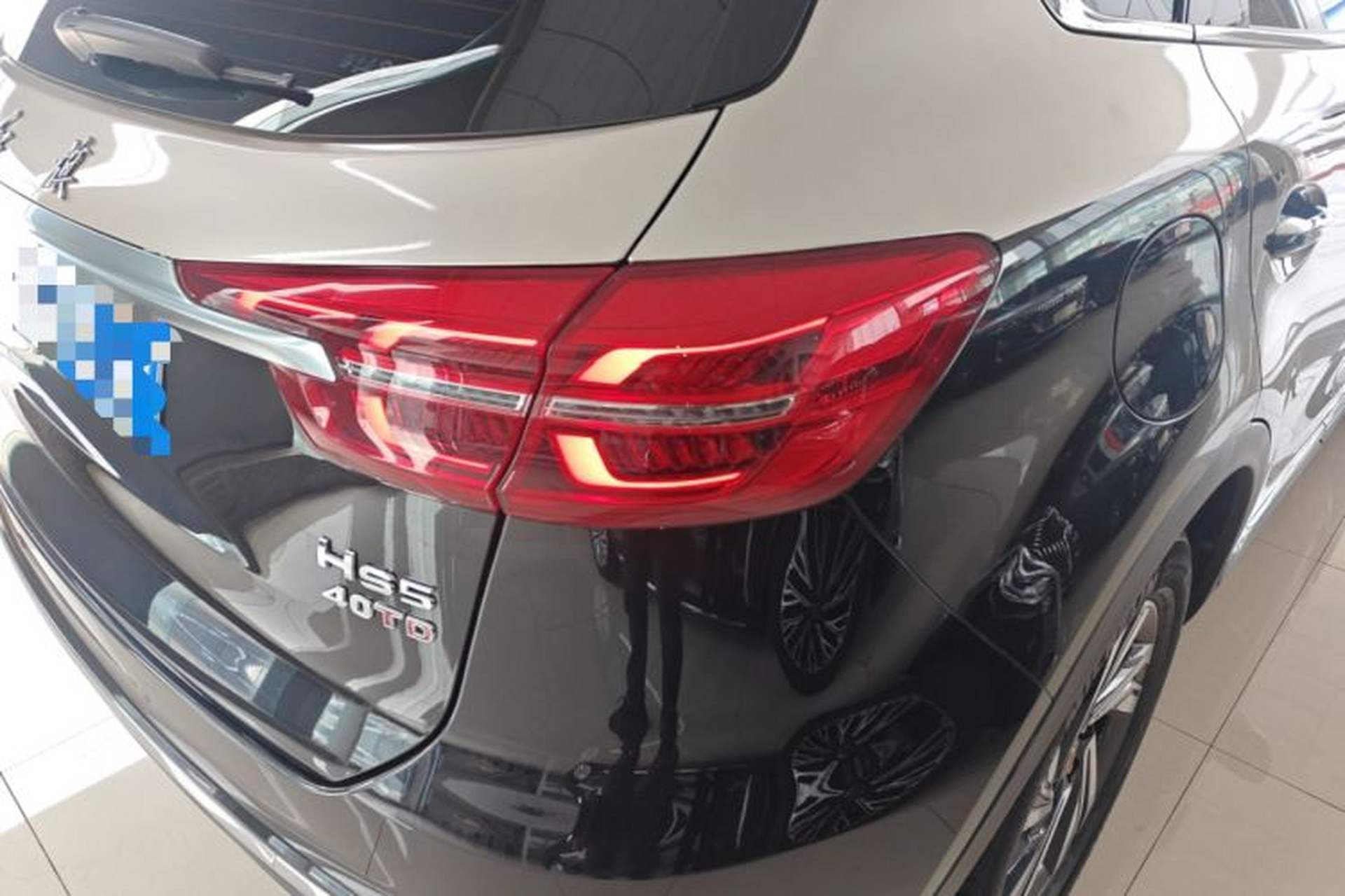 Used Hongqi HS5 2022 2.0T Smart Connect Flagship Enjoyment Purchase Edition Right Rear Taillight