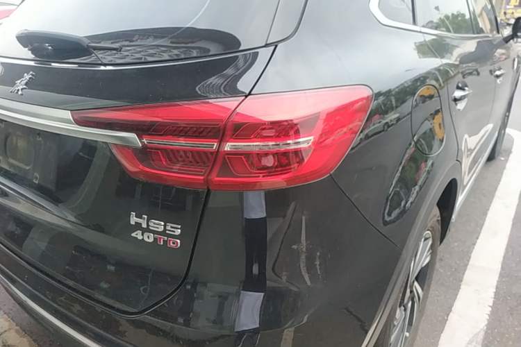 Used Hongqi HS5 2022 Revised Version 2.0T Smart Connect Flagship Edition Right Rear Taillight