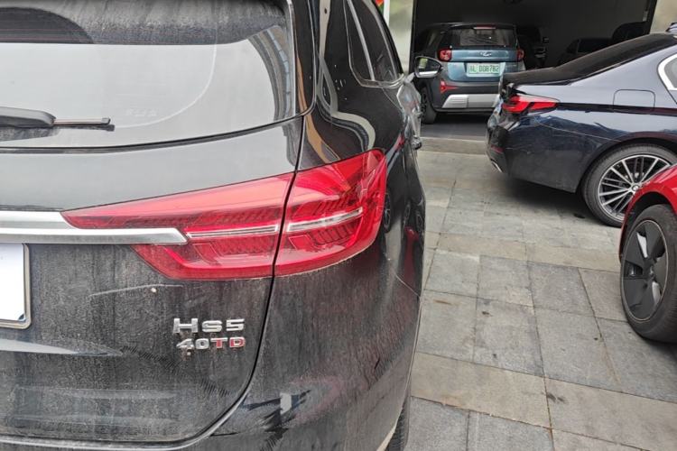 Used Hongqi HS5 2022 Revised Version 2.0T Smart Connect Flagship Edition Right Rear Taillight