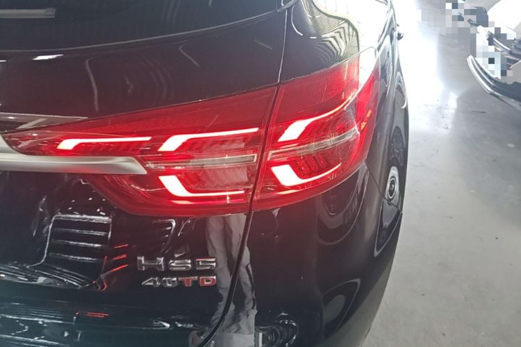Used Hongqi HS5 2022 Revised Version 2.0T Smart Connect Flagship Edition Right Rear Taillight