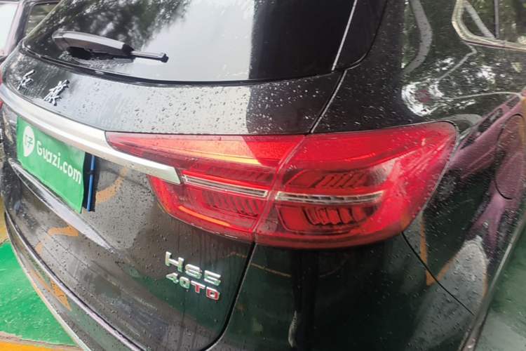 Used Hongqi HS5 2022 Facelifted Version 2.0T Smart Connect Flagship All-Wheel-Drive Edition Right Rear Taillight